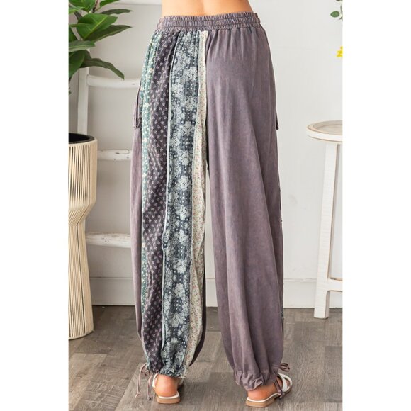 The Oli & Hali Washed Mixed Print Wide Leg Pants Size Small - Picture 7 of 7